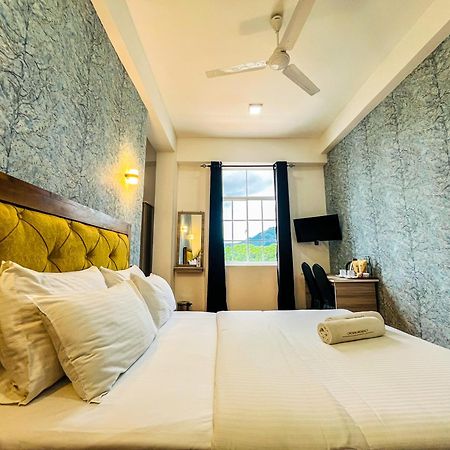 Crown Regency- Badulla Otel Dış mekan fotoğraf