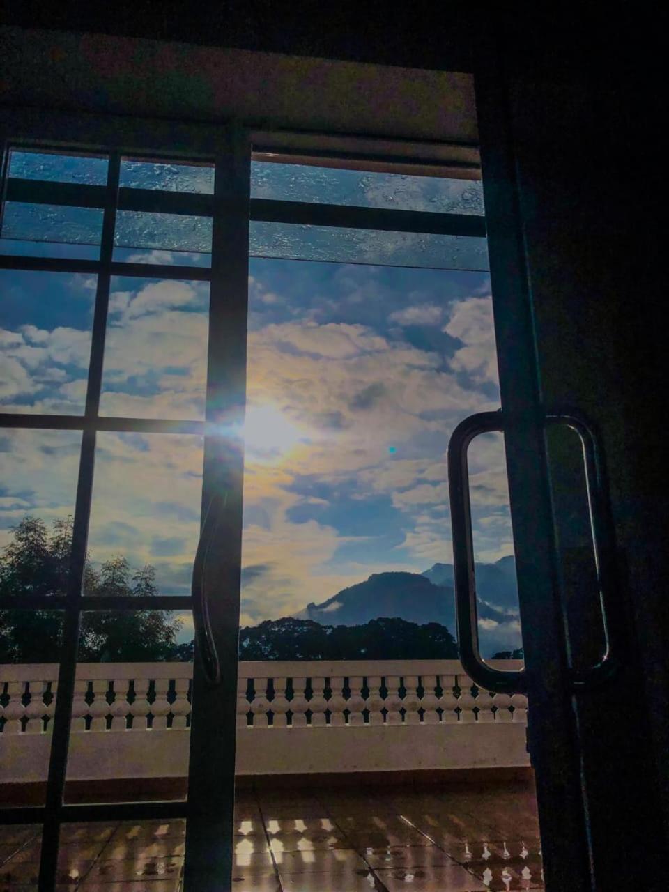 Crown Regency- Badulla Otel Dış mekan fotoğraf