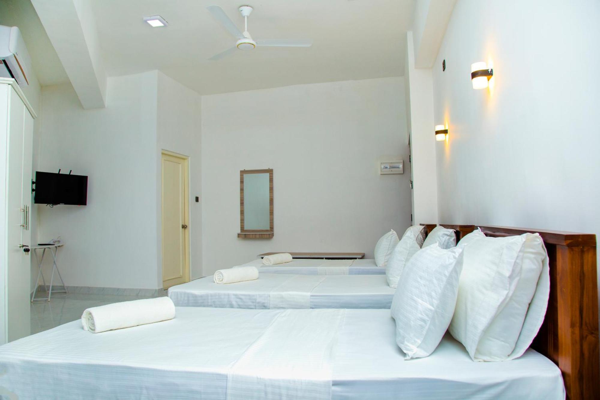 Crown Regency- Badulla Otel Dış mekan fotoğraf