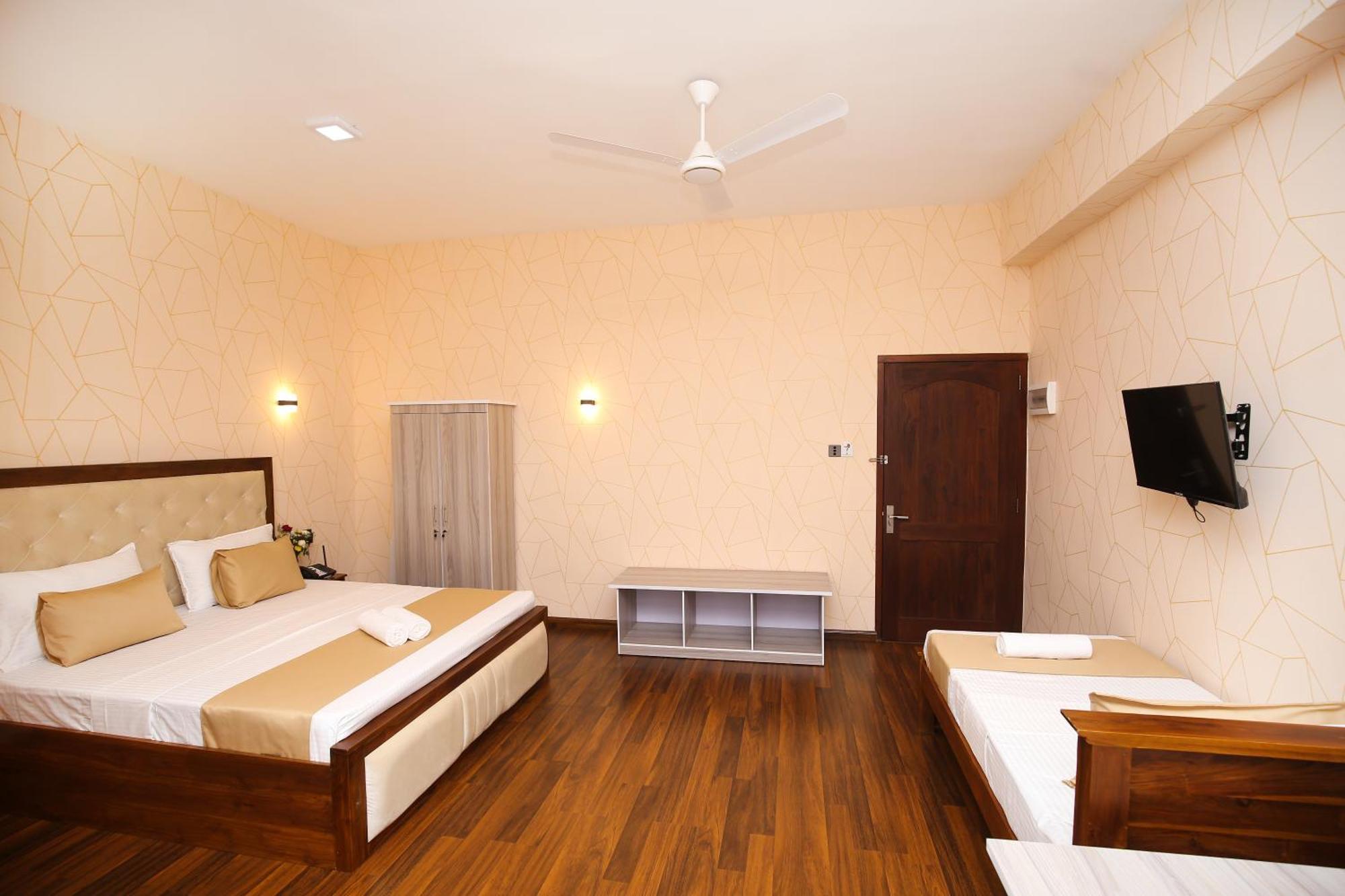 Crown Regency- Badulla Otel Dış mekan fotoğraf