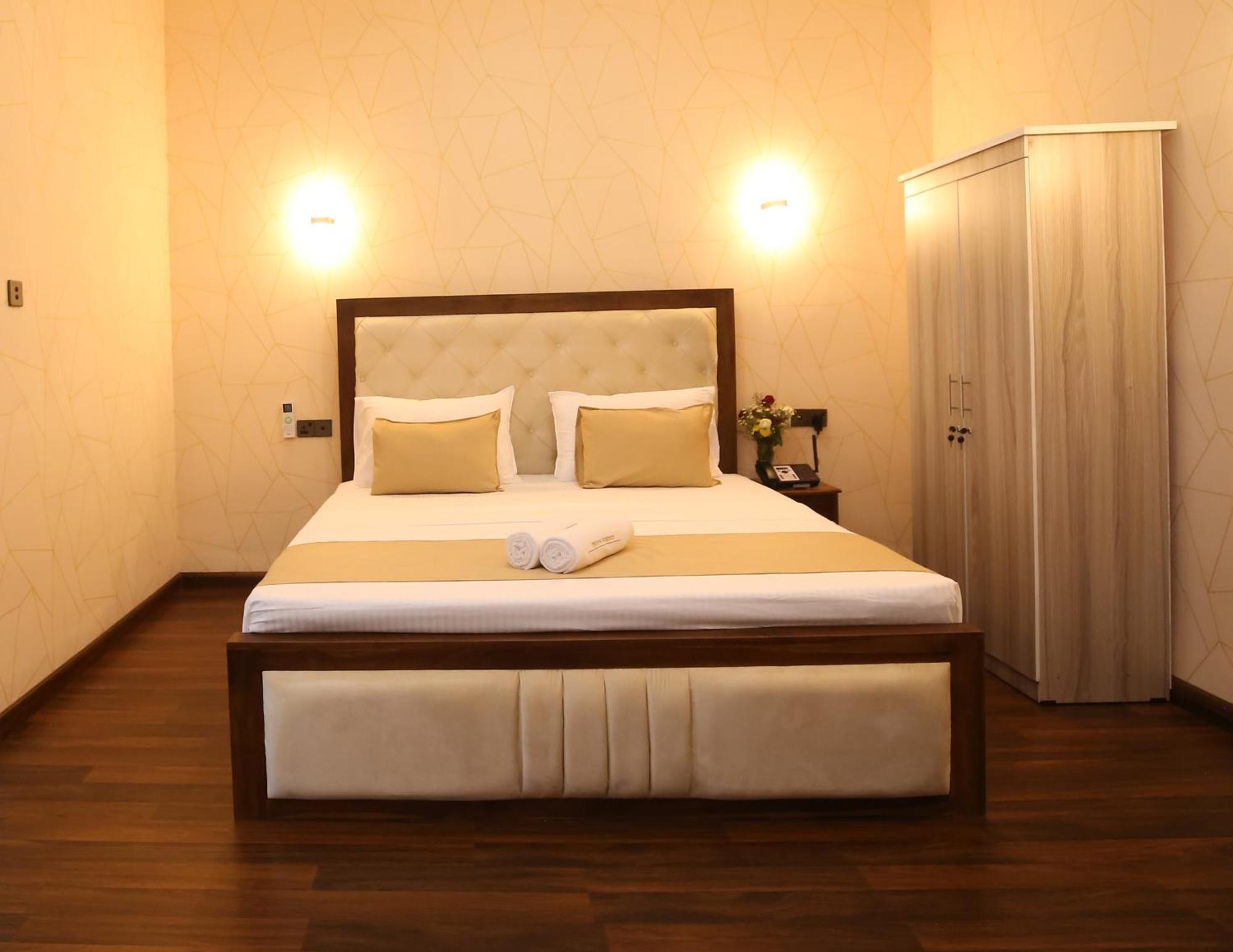 Crown Regency- Badulla Otel Dış mekan fotoğraf