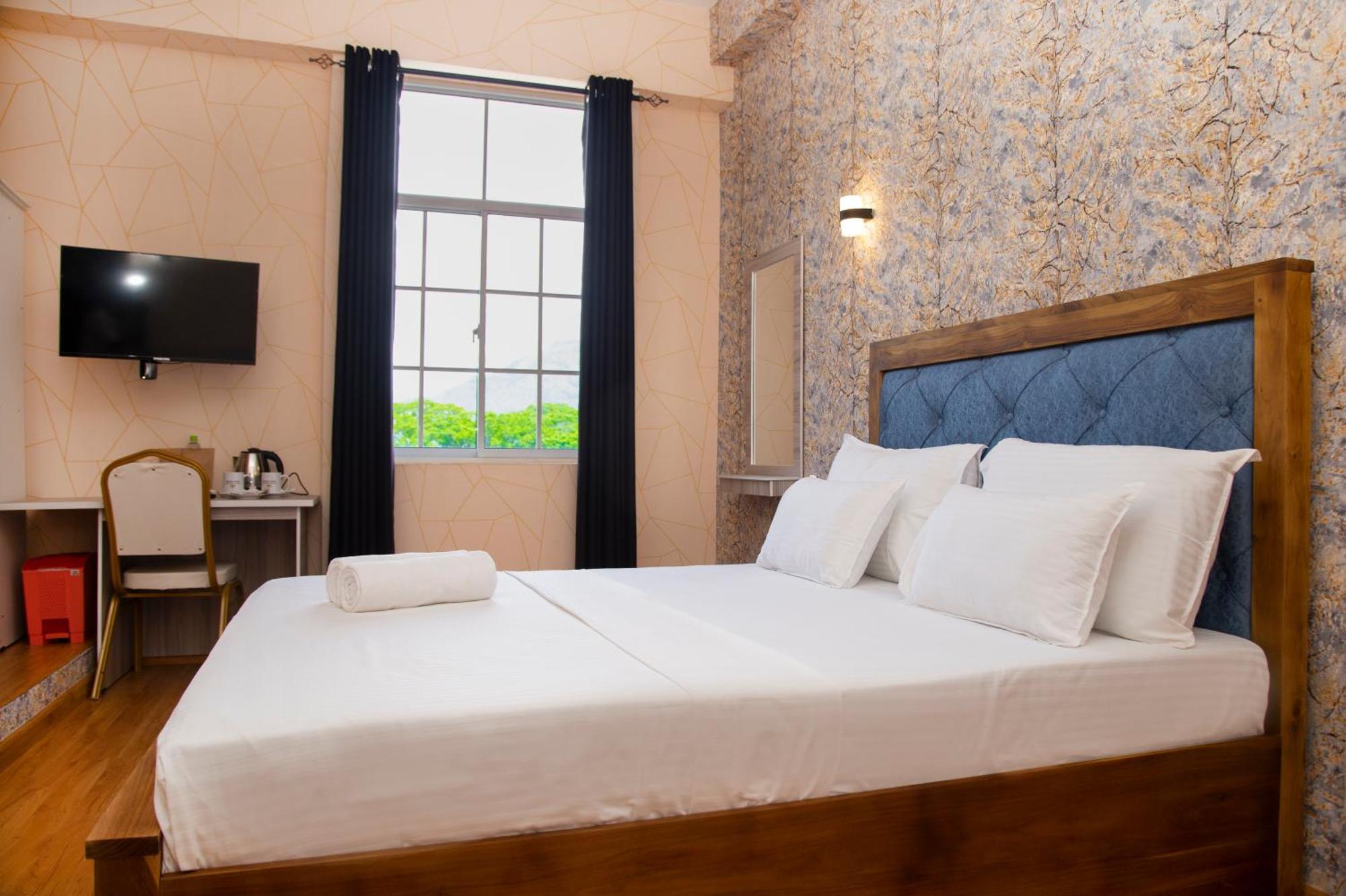 Crown Regency- Badulla Otel Dış mekan fotoğraf
