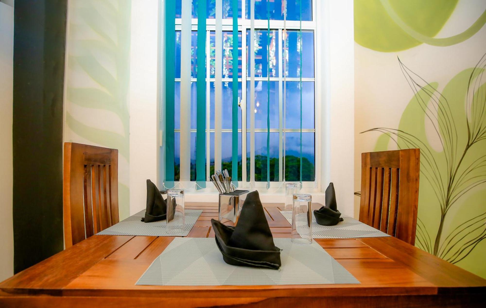 Crown Regency- Badulla Otel Dış mekan fotoğraf